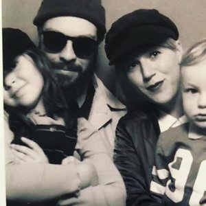 Meet your Posher, Néenée